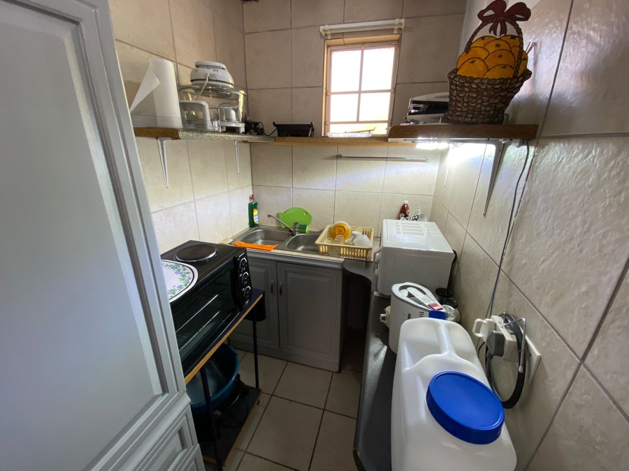 8 Bedroom Property for Sale in Baillie Park North West